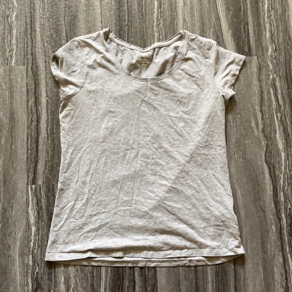 Size M T-Shirt Bundle - Picture 8 of 15